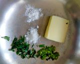 A picture of step 1 of Baked Mathri.