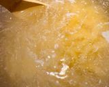 A picture of step 1 of Mozzarella and Tomato Penne Lemon Salad.