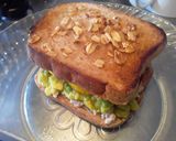Foto del paso 10 de la receta: Sándwich de Atún... 🍞🥫🥑🥒🥓🥪con aros de Pan de Arroz🍟🥨.