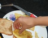 A picture of step 12 of Omelette sandwich.