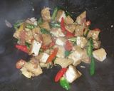 Foto langkah ke 3 dari resep Tumis Tauge Tahu.