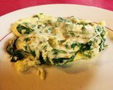 Une image de l'étape 7 de Onctueuse omelette aux épinards.