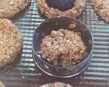 Foto del paso 2 de la receta: Galletas o Tartitas De Avena  Con Dulce Y Chocolate