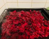 A picture of step 2 of Roasted Tangy Beetroot.