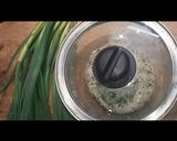 A picture of step 2 of Bajra Thepla.