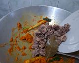 Foto langkah ke 5 dari resep Tongseng Sapi Kuah Santan Gurih (1 kg Daging).