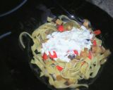 Foto del paso 4 de la receta Fetuccini de espinaca con verduras y salsa roquefort