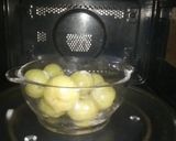 A picture of step 1 of Amla Garlic Chutney.