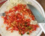 Foto del paso 2 de la receta: Empanadas de pollo con salsa! ("Jugosa")