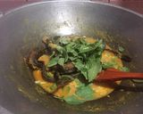 Foto langkah ke 5 dari resep Mangut Lele Kemangi.
