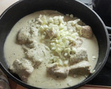 Foto del paso 3 de la receta: Pollo y verduras en salsa de pepitoria