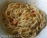 Foto langkah ke 6 dari resep Mie Aglio E Olio.