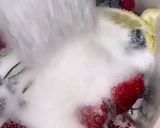 Une image de l'étape 3 de Confiture fruits rouges romarin.