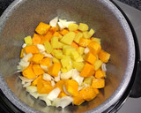 Foto del paso 1 de la receta: Crema de calabaza🎃