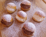 Foto del paso 10 de la receta: Mini brioche de yogurt rellenos de trufa al caramelo y nata