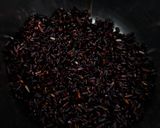 Foto langkah ke 4 dari resep Bubur Ketan Hitam.