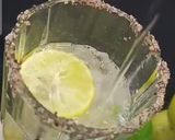 A picture of step 3 of Amla mint Mojito.