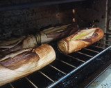 Foto del paso 4 de la receta: Puerros al horno con mayonesa de cebolla caramelizada