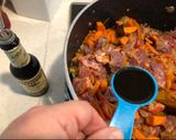 Foto del paso 5 de la receta: Carne guisada con zanahorias