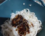 Foto langkah ke 3 dari resep 469 - Kwetiaw Goreng Seafood ala Solaria (4-CPApron2026).