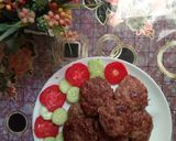 A picture of step 5 of Kache qeeme ke kabab.
