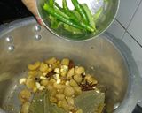 A picture of step 2 of Speedy veg pulao.