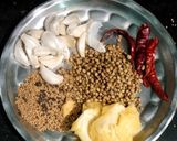 भरवा करेला(Bharwa Karela Recipe in hindi) रेसिपी चरण 2 फोटो