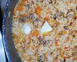 Foto del passaggio 3 della ricetta Risotto zucca e salsiccia 🍚🍖🌿😋