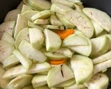 Foto del paso 3 de la receta: Escabeche de verduras (berenjena, zanahoria y cebolla)