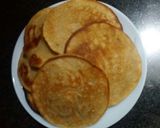 A picture of step 5 of Eggless banana pancake.