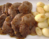 Foto del paso 8 de la receta: Redondo a la cerveza con patatas mini