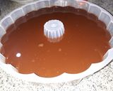 Foto langkah ke 2 dari resep Puding coklat vla vanila.