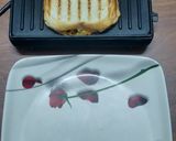 A picture of step 9 of Yummy Mayo Sandwich.