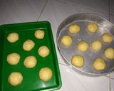 Foto langkah ke 4 dari resep Donat Empuk (beneran 2 hari tetep empuk).