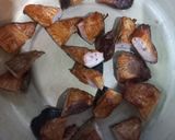 Foto langkah ke 1 dari resep Ikan asap daun singkong masak santan.