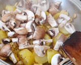 Foto del paso 4 de la receta: Salteado de setas y castañas