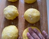 Foto langkah ke 5 dari resep Donat Tempura Labu Kuning.