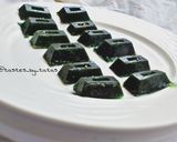 A picture of step 9 of Gumdrops candy.