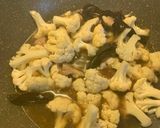 Foto langkah ke 4 dari resep Tumis Sayur Kembang Kol.