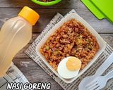 Foto langkah ke 7 dari resep Nasi Goreng Bekal Praktis.