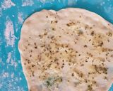 Foto langkah ke 5 dari resep NAAN BREAD x Cheese Crust Excelso Hack 💜.