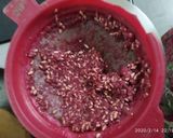 A picture of step 4 of Pomegranate juice.