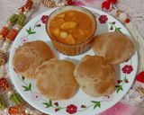 A picture of step 5 of #FM #W2 #Mains Poori bhaji.
