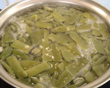 Foto del paso 4 de la receta: Judía verde con patata y ajos salteados