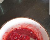 A picture of step 2 of Fruit parfait.