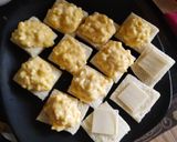 Foto langkah ke 5 dari resep Cheesy Bread.