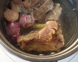 รูปขั้นตอนการทำที่ 2 ของ ต้มยำผักกาดดองซี่โครงหมู
