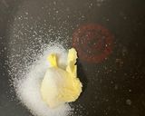 Une image de l'étape 3 de Crêpe épaisse aux pommes ou Apfelfannekuchen.