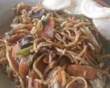 Foto langkah ke 3 dari resep 12. Mie goreng.