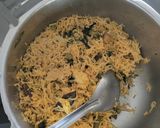 A picture of step 2 of Aloo gobhi pulao.